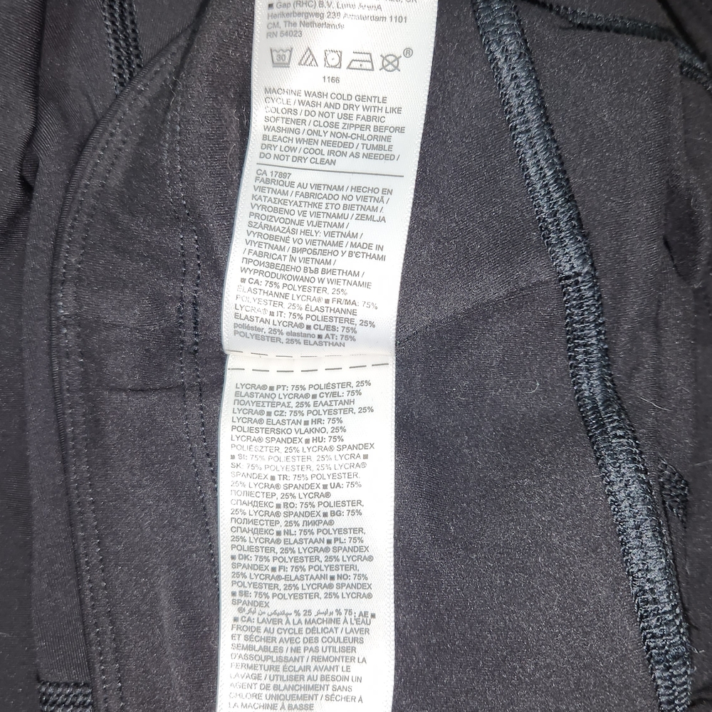ATHLETA || Black Ankle Cropped Leggings - Picture 9 of 10